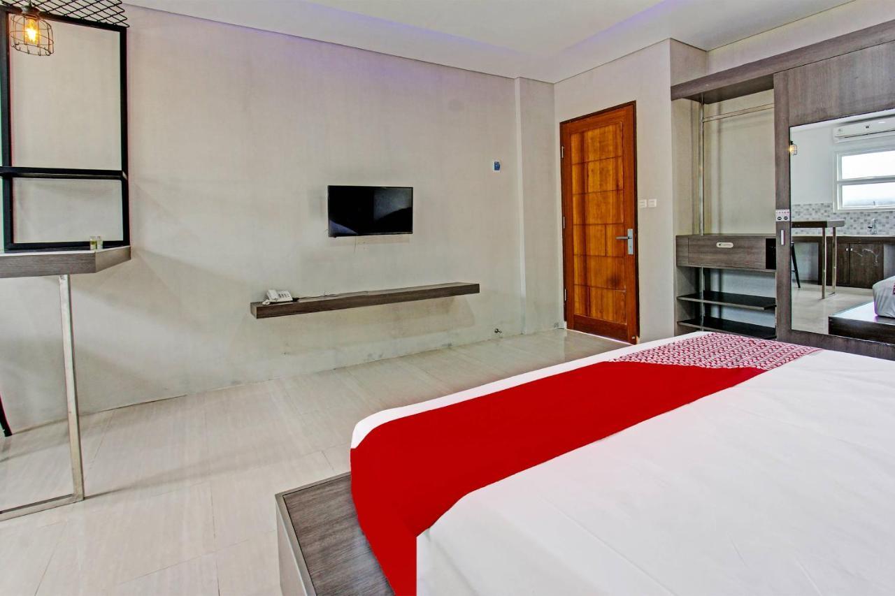 Capital O 91384 Rintaka Residence Senggigi Exterior photo
